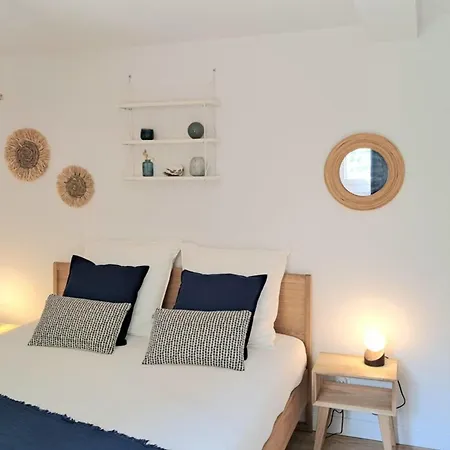 Authentic-spacious 5 Minutes From *